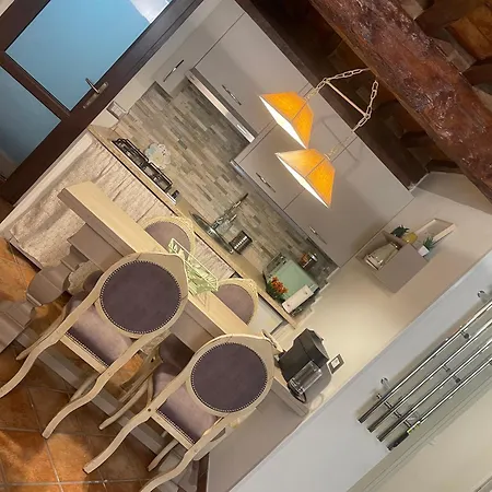Pietre Antiche Loft Apartment